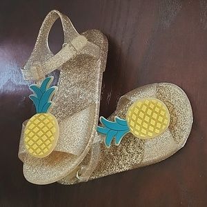 Pineapple sandals Size 8 toddler